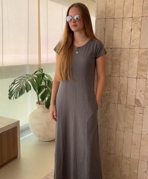 Vestido Gola Redonda Cinza